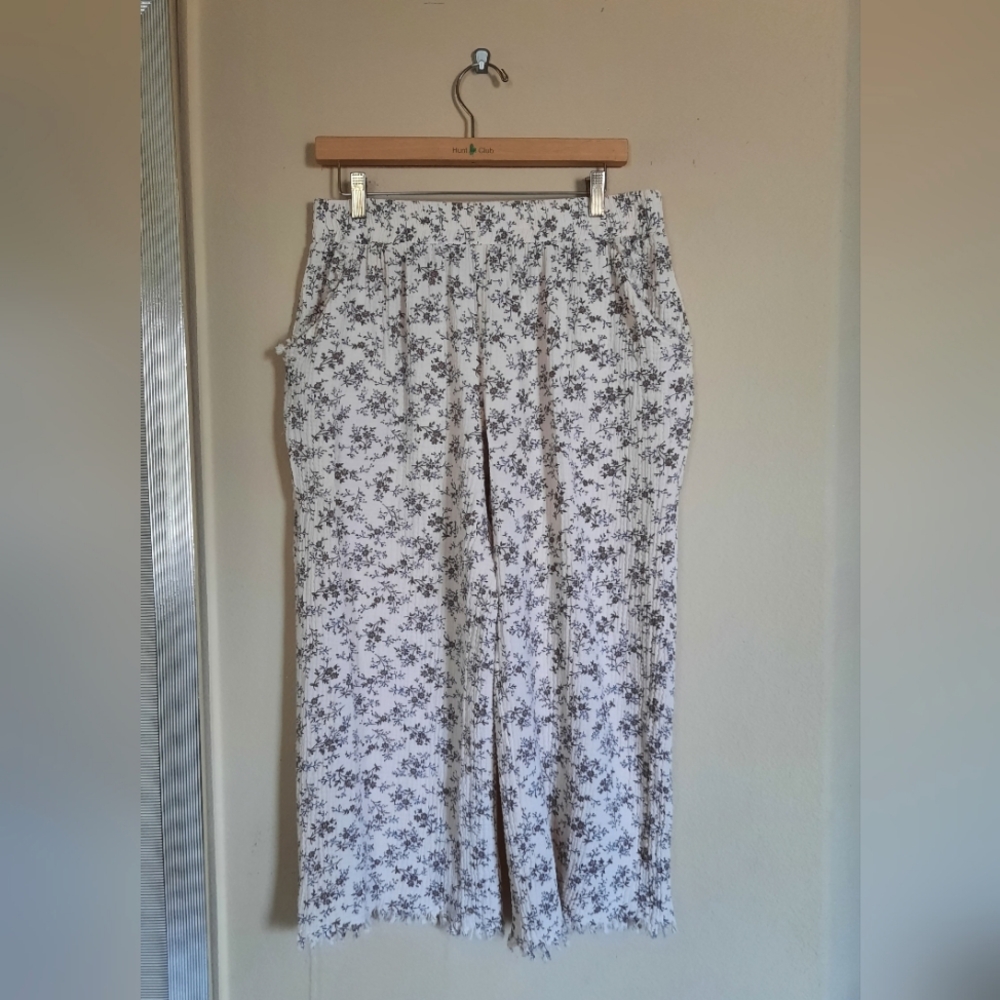 Umgee Blue and White Floral Pants